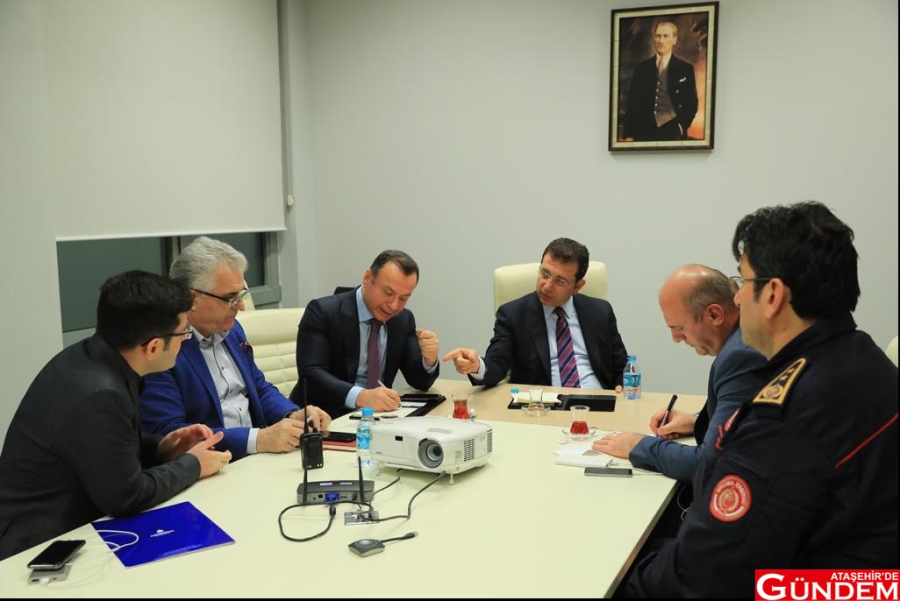 İBB ARAMA KURTARMA EKİPLERİ ELAZIĞ’A GİDİYOR 1579897394_24012020_afd__4_