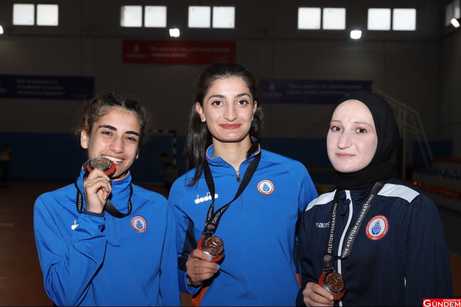 İBB SPORDA GENÇ YETENEĞİ LİSANS SAHİBİ YAPTI 1647329711_TRN_6269