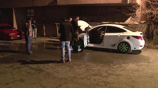 Ataşehir’de Motosikletli İki Kişi Otomobili Kundakladı 190320191154008342377_2