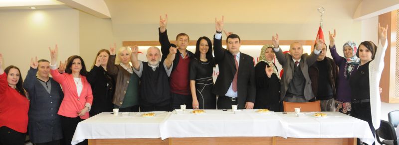 BAŞAR ÜNAL PARTİLİLERLE BİR ARAYA GELDİ BAŞAR ÜNAL MHP ATAŞEHİR ADAY ADAYI TANITIM 29 MART 2015 (16)