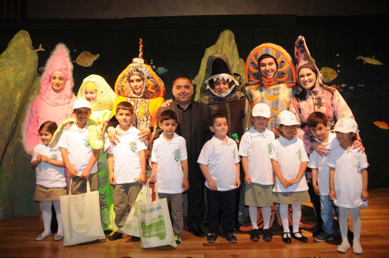 “KÜÇÜK BALIK BAM BAM”  ATAŞEHİRLİ ÇOCUKLARLA BULUŞTU    ÇEVRE TİYATRO (5)