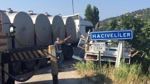 MANİSA'DA KORKUNÇ KAZA manisa-daki-korkunc-kazada-15-olu-var-5815901