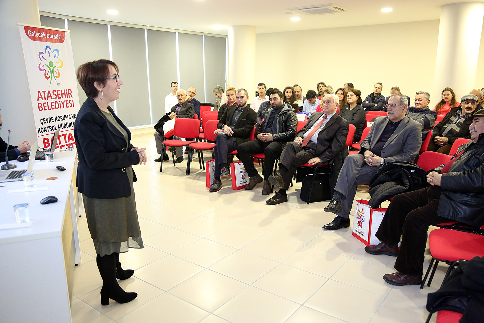 ATAŞEHİR'DE GERİ DÖNÜŞÜM HIZLANIYOR img_0045