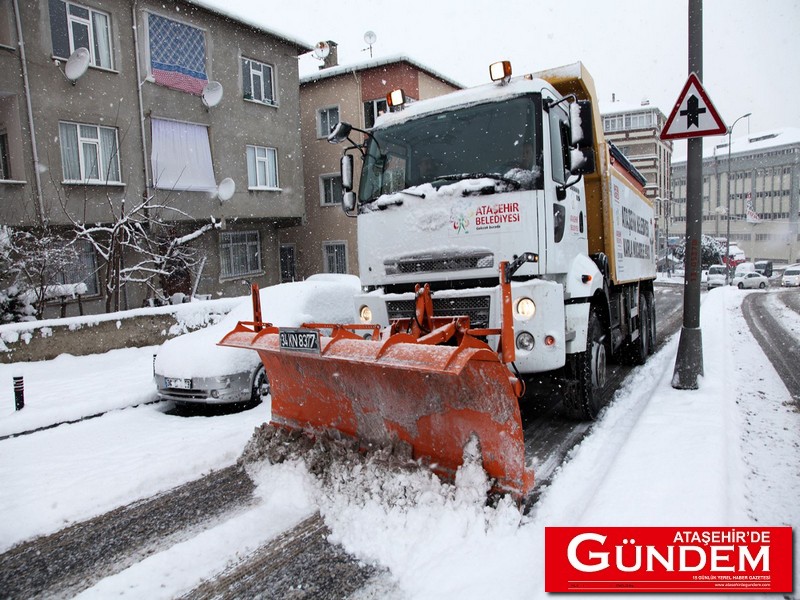 ATAŞEHİR BELEDİYESİ KAR VE BUZLANMAYA KARŞI ARALIKSIZ ÇALIŞIYOR 9056c3141b0549f49fb8a4588658d7f4