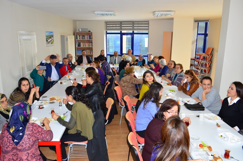 ATAMAD, KADINLAR GÜNÜNÜ KAHVALTIDA KUTLADI atamad (1)